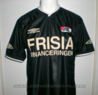 AZ Alkmaar Away football shirt 2001 - 2002