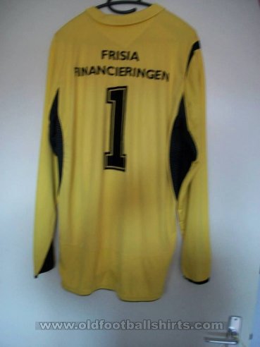 AZ Alkmaar Goalkeeper football shirt 2004 - 2005