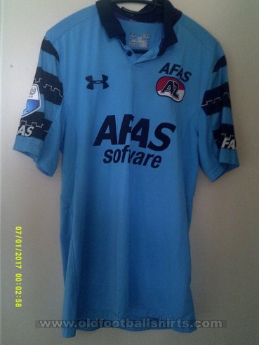 AZ Alkmaar Away football shirt 2016 - 2017