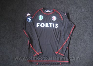 Feyenoord Goalkeeper football shirt 2004 - 2005