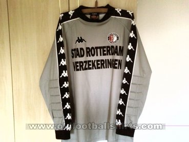 Feyenoord Goalkeeper football shirt 2000 - 2001