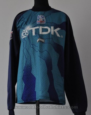Crystal Palace Goalkeeper football shirt 1995 - 1996