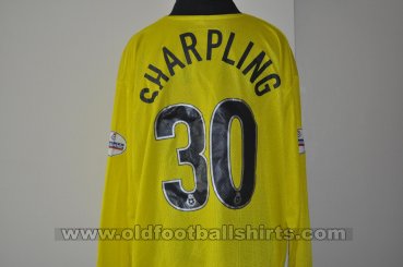 Crystal Palace Third football shirt 2001 - 2002