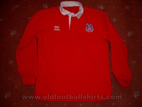 Crystal Palace Training/Leisure football shirt (unknown year)