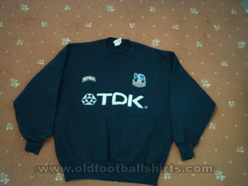 Crystal Palace Training/Leisure football shirt (unknown year)