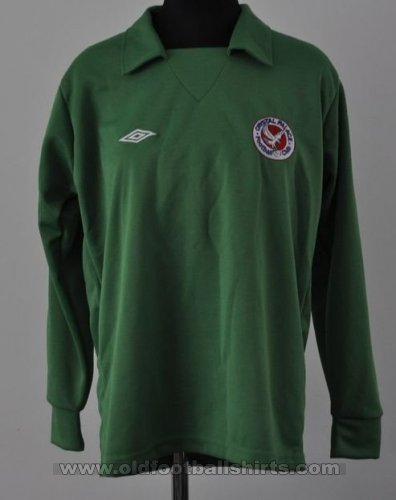 Crystal Palace Goalkeeper football shirt 1975 - 1976