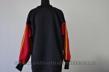 Crystal Palace Goalkeeper football shirt 1997 - 1998
