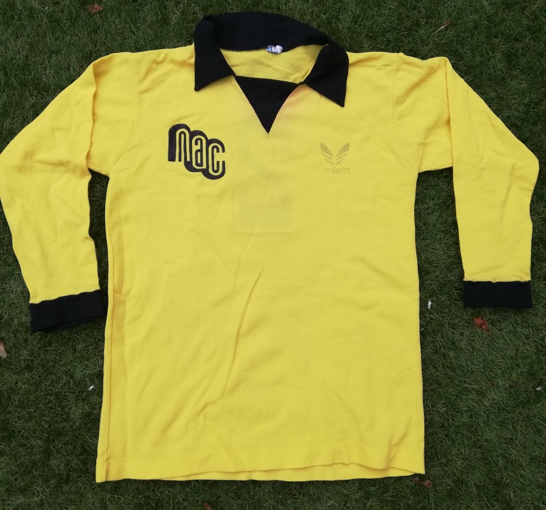 NAC Breda Retro Replicas football shirt 1976 - 1977. Added on 2011-11 ...