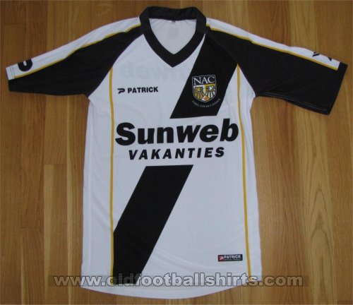 NAC Breda Fora camisa de futebol 2011 - 2012