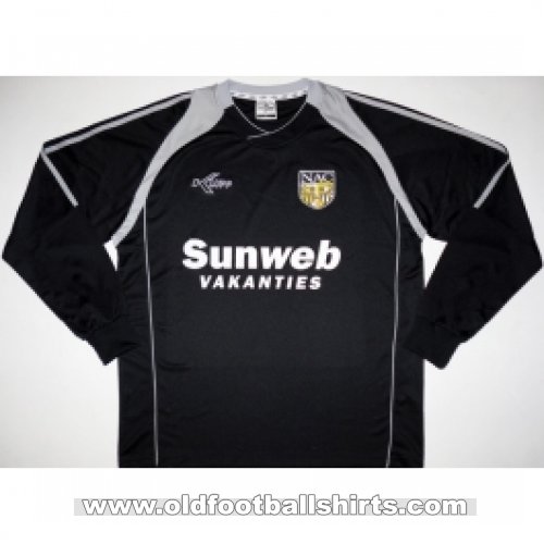 NAC Breda Goalkeeper football shirt 2008 - 2009