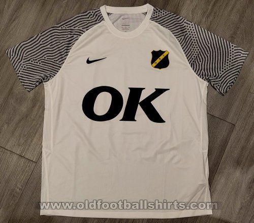 NAC Breda Dritte Fußball-Trikots 2022 - 2023