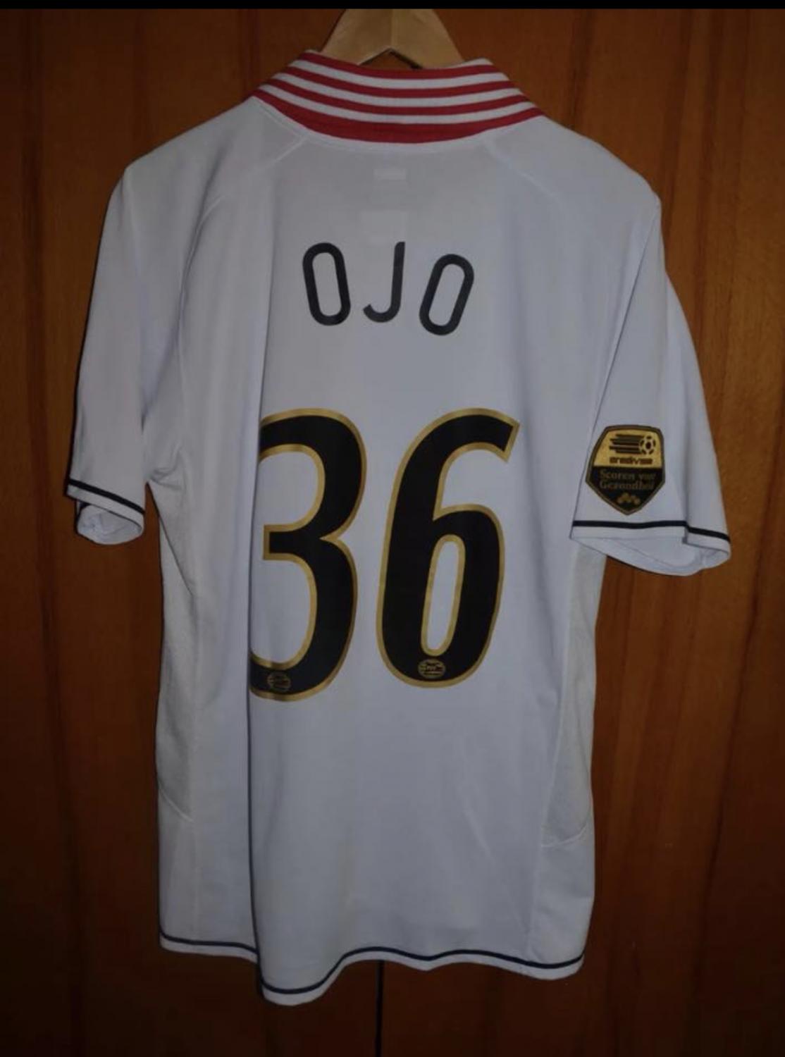 PSV Eindhoven Away football shirt 2007 - 2009. Sponsored by Philips