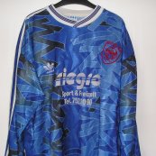 Away football shirt 1990 - 1991