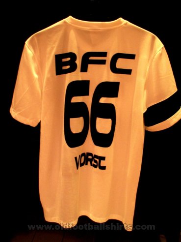 Berliner FC Dynamo Home football shirt 2013 - 2014