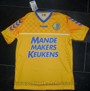 RKC Waalwijk Home football shirt 2013 - 2014