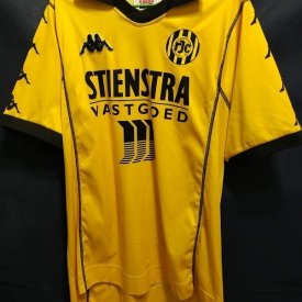 Roda JC Home baju bolasepak 2000 - 2001 sponsored by Stienstra Vastgoed