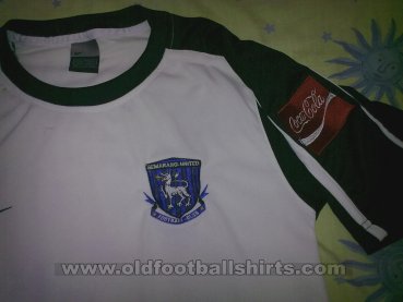 Semarang United Away football shirt 2010 - 2011