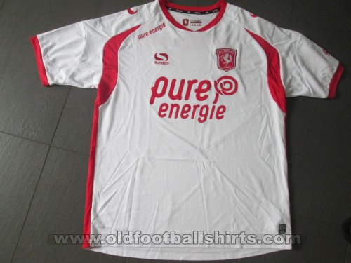 FC Twente Away football shirt 2016 - 2017