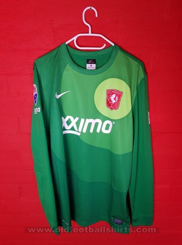 FC Twente Goalkeeper football shirt 2013 - 2014