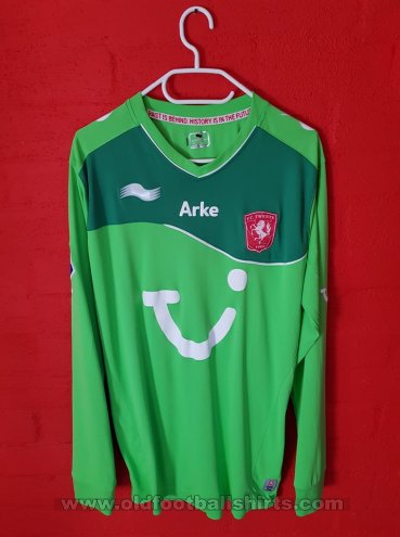 FC Twente Goalkeeper football shirt 2011 - 2012