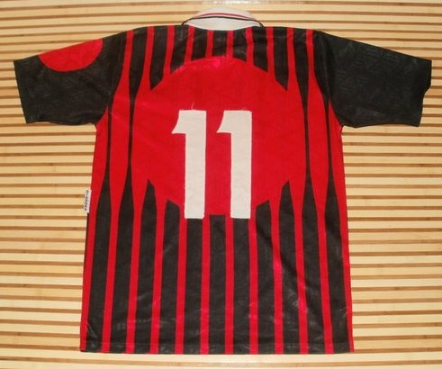 Pin's Vintage Vardar Skopje Football Macédoine Badge Collection