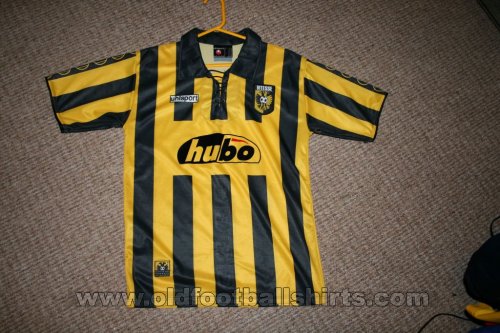 Vitesse Arnhem Home football shirt 2002 - 2003