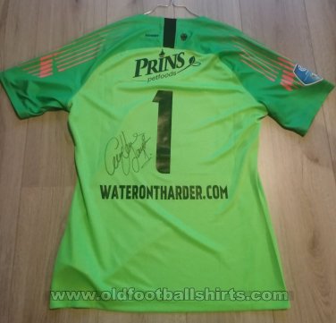 Vitesse Arnhem Goalkeeper football shirt 2019 - 2020