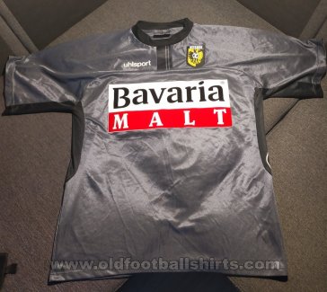Vitesse Arnhem Goalkeeper football shirt 2002 - 2003