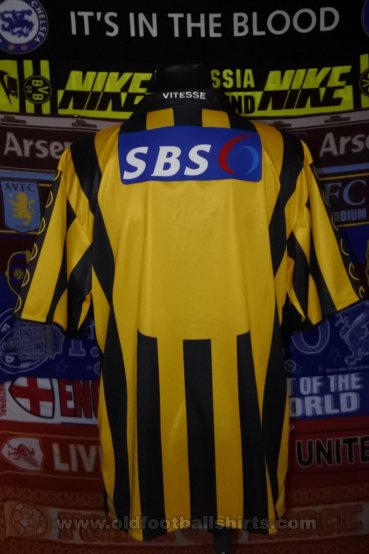Vitesse Arnhem Home football shirt 2002