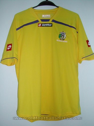 Solomon Islands Home football shirt 2011 - 2013