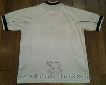 Derby County Home football shirt 2003 - 2005