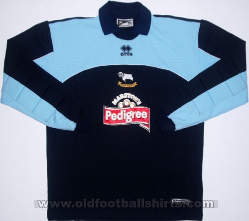 Derby County Goalkeeper football shirt 2001 - 2003