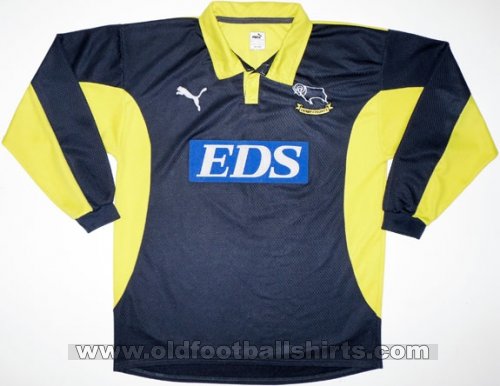 Derby County Goalkeeper football shirt 1999 - 2001