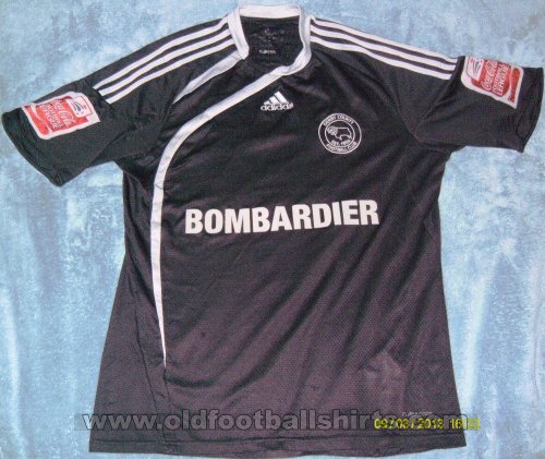 Derby County Third football shirt 2009 - 2010