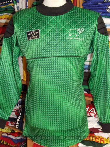 Derby County Goalkeeper football shirt (unknown year)