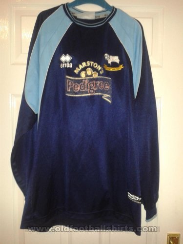 Derby County Away football shirt 2001 - 2003