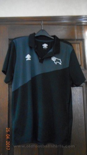 Derby County Training/Leisure football shirt (unknown year)