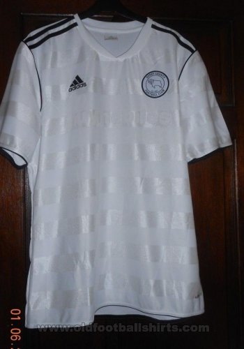 Derby County Home football shirt 2011 - 2012