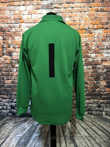 Derby County Goalkeeper football shirt 1975 - 1978