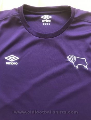 Derby County Training/Leisure football shirt 2015 - 2016
