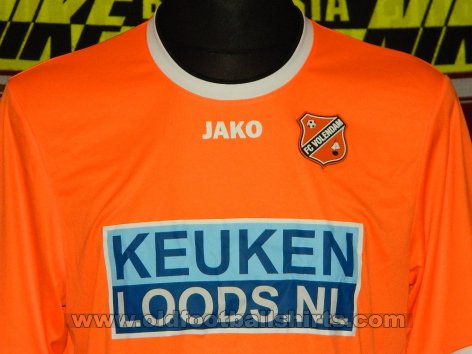 FC Volendam Home football shirt (unknown year)