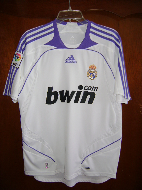 Real Madrid Home football shirt 2007 - 2008. Sponsored by Bwin