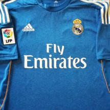 Real Madrid Home football shirt 2013 - 2014 sponsored by Emirates