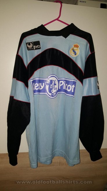 Real Madrid Goalkeeper football shirt 1989 - 1990