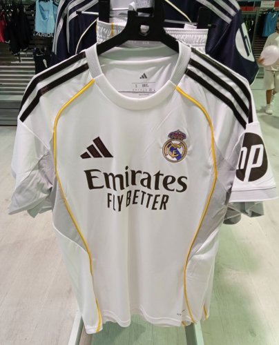 Real Madrid Home football shirt 2025 - 2026