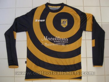 Juve Stabia Home football shirt 2006 - 2007