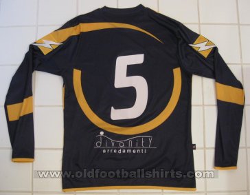 Juve Stabia Home football shirt 2006 - 2007
