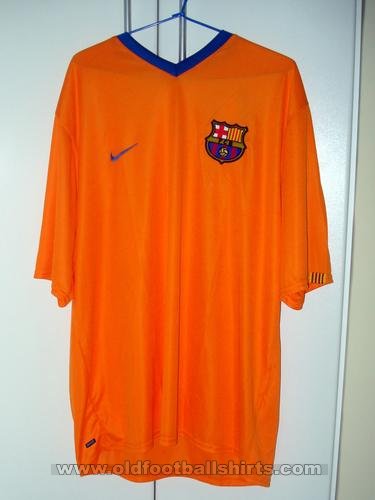 Barcelona Away football shirt 2006