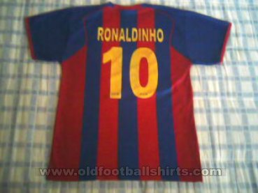 Barcelona Retro Replicas football shirt 2004 - 2005