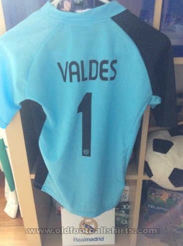 Barcelona Goalkeeper football shirt 2006 - 2007